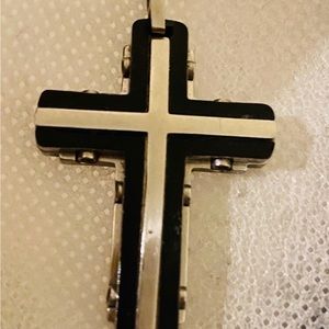 Men’s Triton stainless steel cross